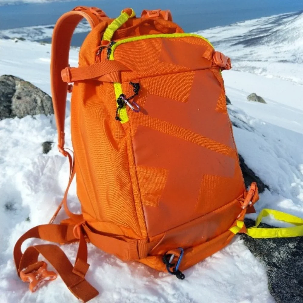 ⛷️NWT: HELLY HANSEN - Ski Backpack - Picture 3 of 14